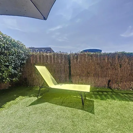 Apartment Avec Jardin A 30m De La