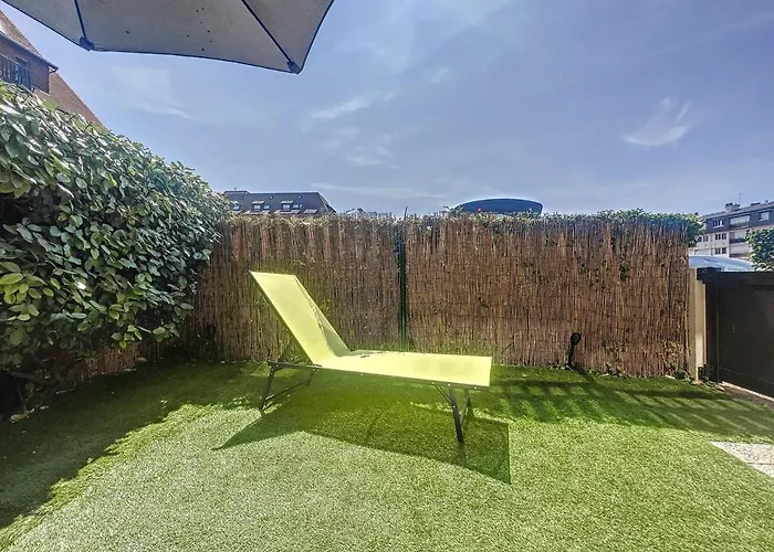 Apartment Avec Jardin A 30m De La