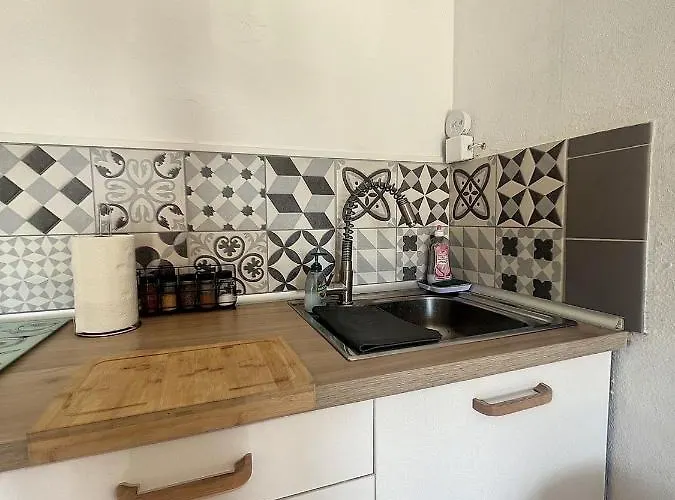 Apartment Avec Jardin A 30m De La